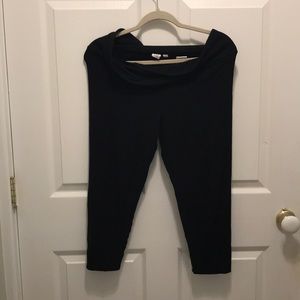 GAP Maternity Capri Leggings